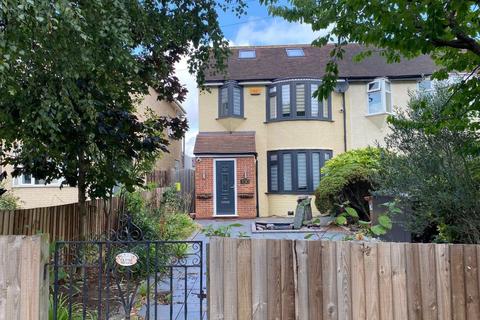 130 Towcester Road, Northampton, NN4 8LH
