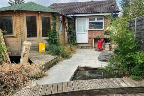 130 Towcester Road, Northampton, NN4 8LH