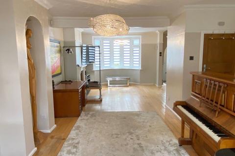 130 Towcester Road, Northampton, NN4 8LH