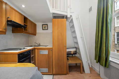 Studio to rent, Fairholme Road, West Kensington, London W14