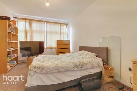 22 Corringham Road, Wembley, HA9 9PZ