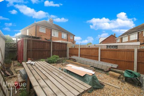 46 Carnforth Avenue, Blackpool, FY2 0BH