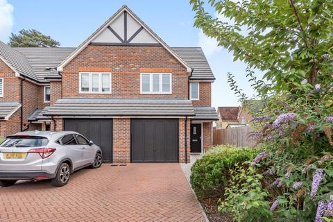 4 Ballin Gardens, Ascot, SL5 8FU