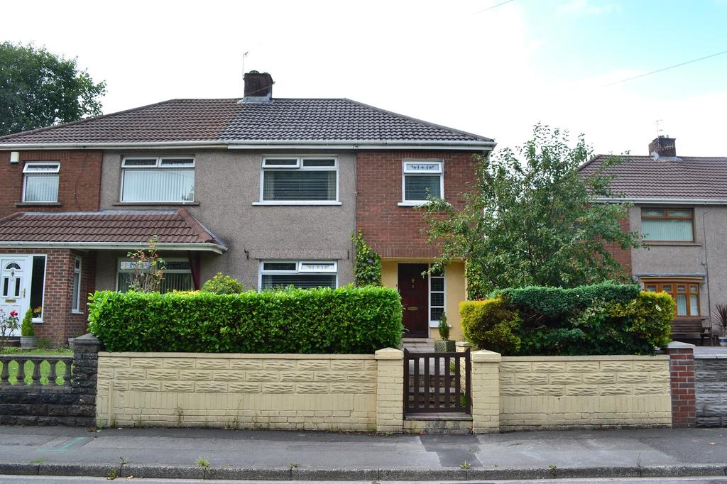 Heol Mabon, Cwmavon, Port Talbot... 3 bed semidetached house £145,000