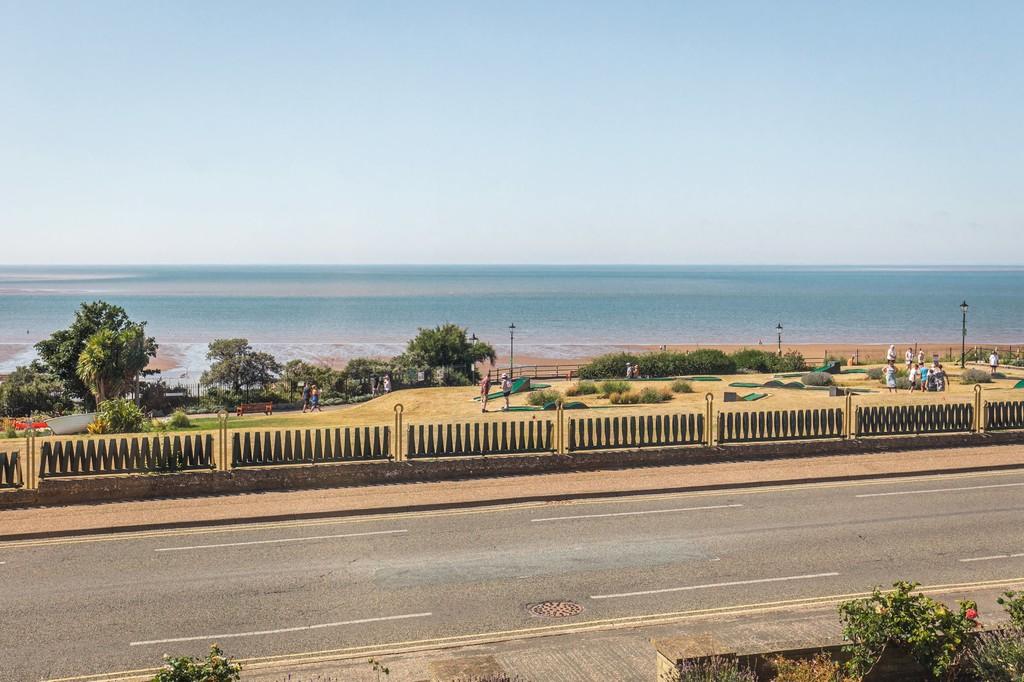 Hunstanton 2 bed flat for sale £340,000