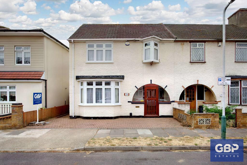 Willow Street, Romford 3 bed semidetached house £425,000