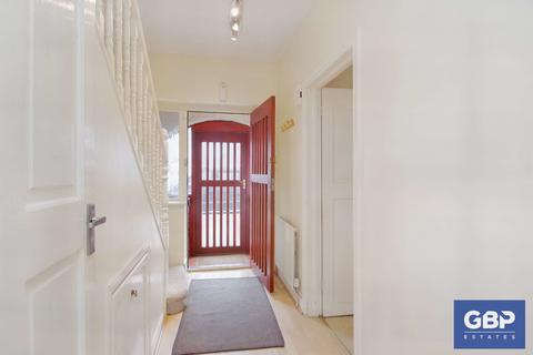79 Willow Street, Romford, RM7 7JH
