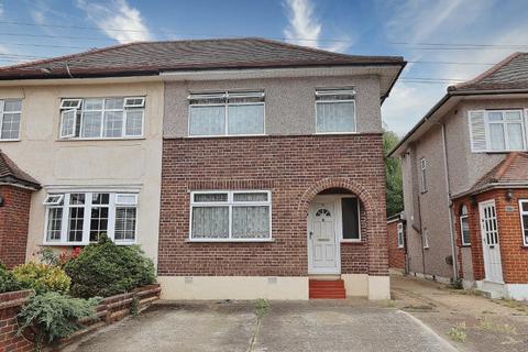 38 Carter Drive, Romford, RM5 2PD