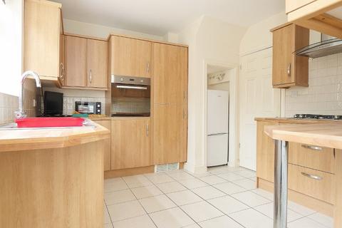 38 Carter Drive, Romford, RM5 2PD