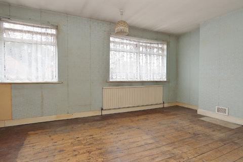 38 Carter Drive, Romford, RM5 2PD