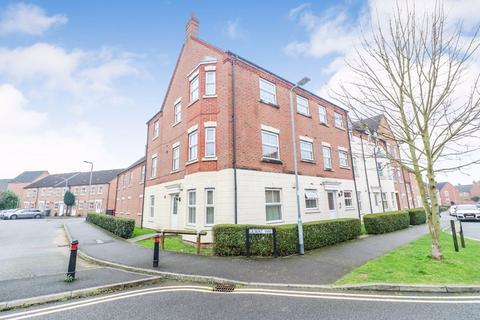 2 bedroom flat to rent, Parsons Road, Langley Woods