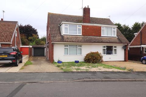 3 bedroom semi-detached house for sale - Gilpin Avenue, Gloucester