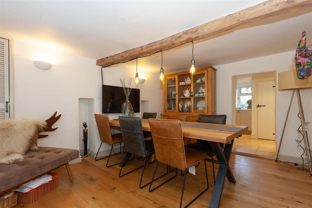 Dining Room 2.jpg