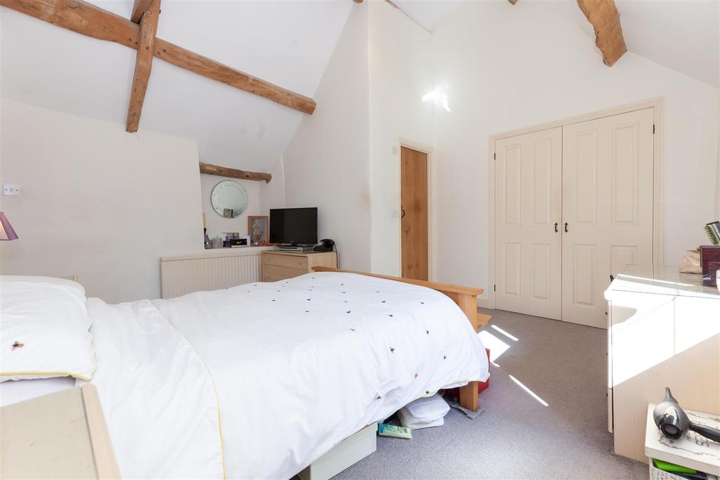 Master Bedroom 3.jpg