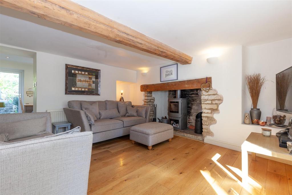 Sitting Room 2.jpg
