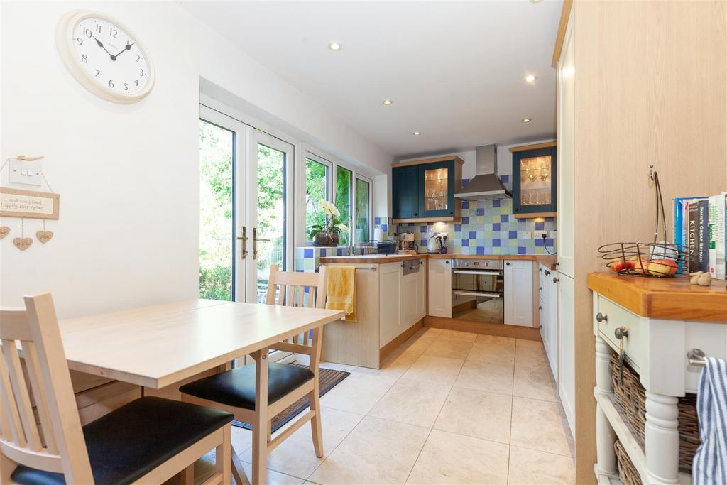 Kitchen - Breakfast Room 1.jpg