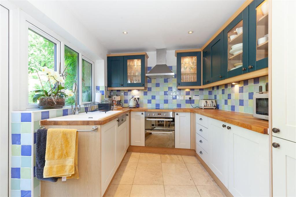 Kitchen - Breakfast Room 2.jpg