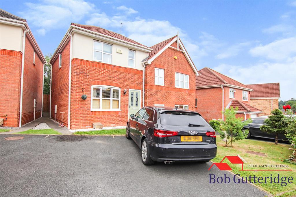 Hyacinth Road, Basford, StokeOnTrent 2 bed semidetached house £159,950