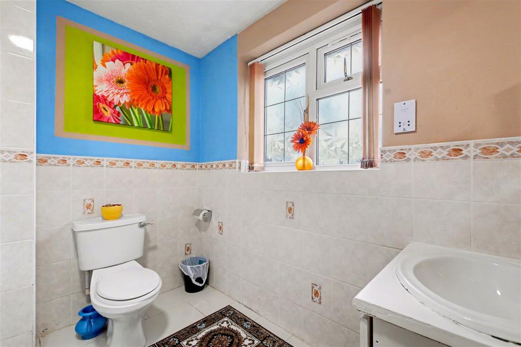 Ensuite.jpeg