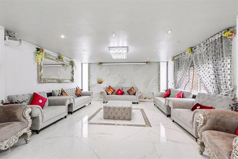 undefined, Canterbury Close, Nuthall, Nottingham