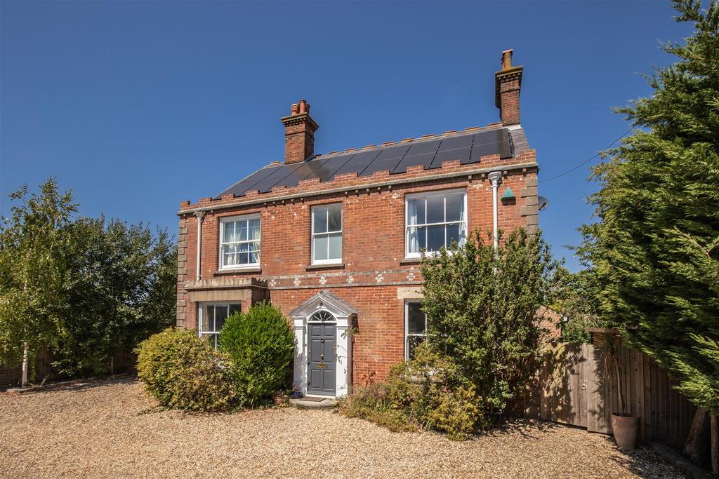 Lane, Ringmer 6 bed detached house £1,350,000