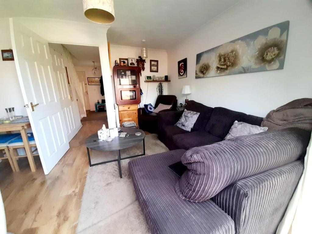 Juniper Way, Gainsborough, DN21 1GW 2 bed semidetached house £120,000