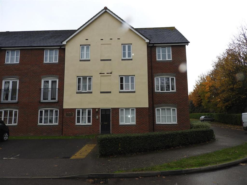 Covesfield, Gravesend, Kent 2 bed apartment £950 pcm (£219 pw)