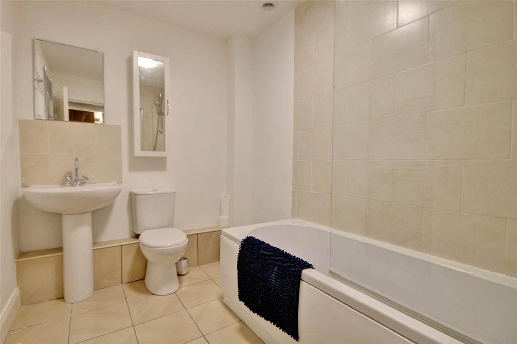 Bathroom 34a