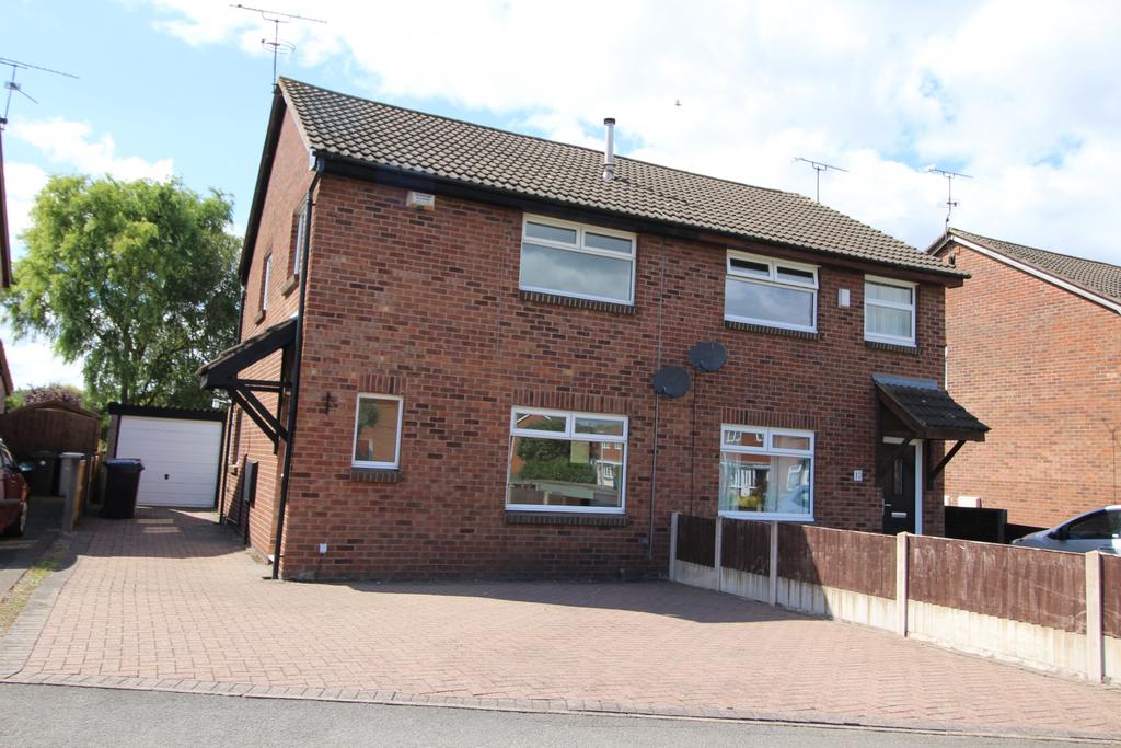 Coppenhall, Crewe, Cheshire, CW1 3 bed semidetached house £775 pcm