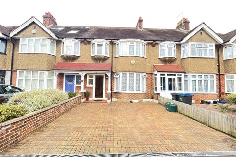 3 bedroom terraced house to rent, Westcroft Gardens, Morden, Surrey, SM4