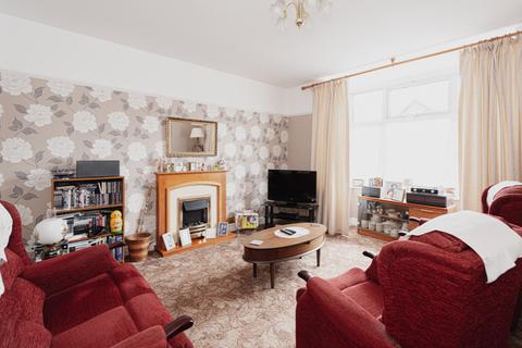 83 Copthorne Road, Leatherhead, KT22 7EE