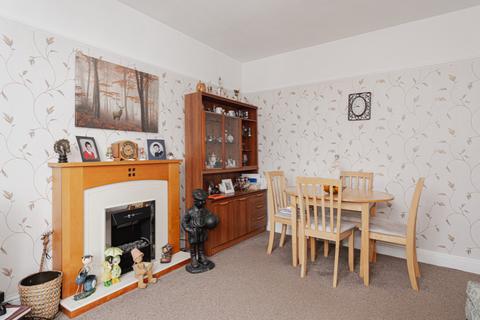 83 Copthorne Road, Leatherhead, KT22 7EE