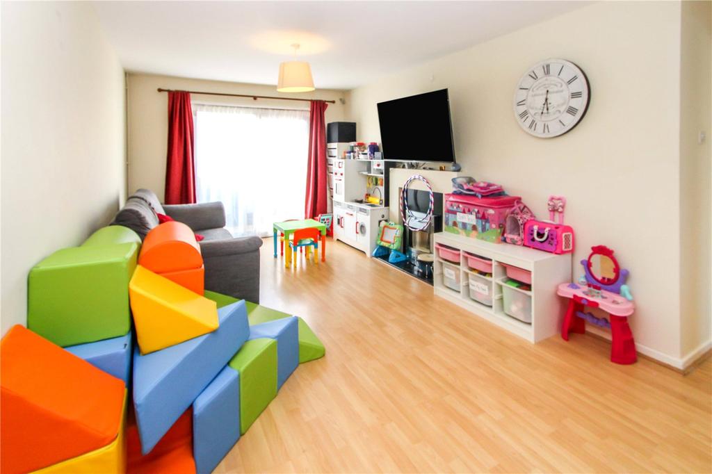 Orion Close, Southampton, Hampshire, SO16 3 bed terraced house £270,000