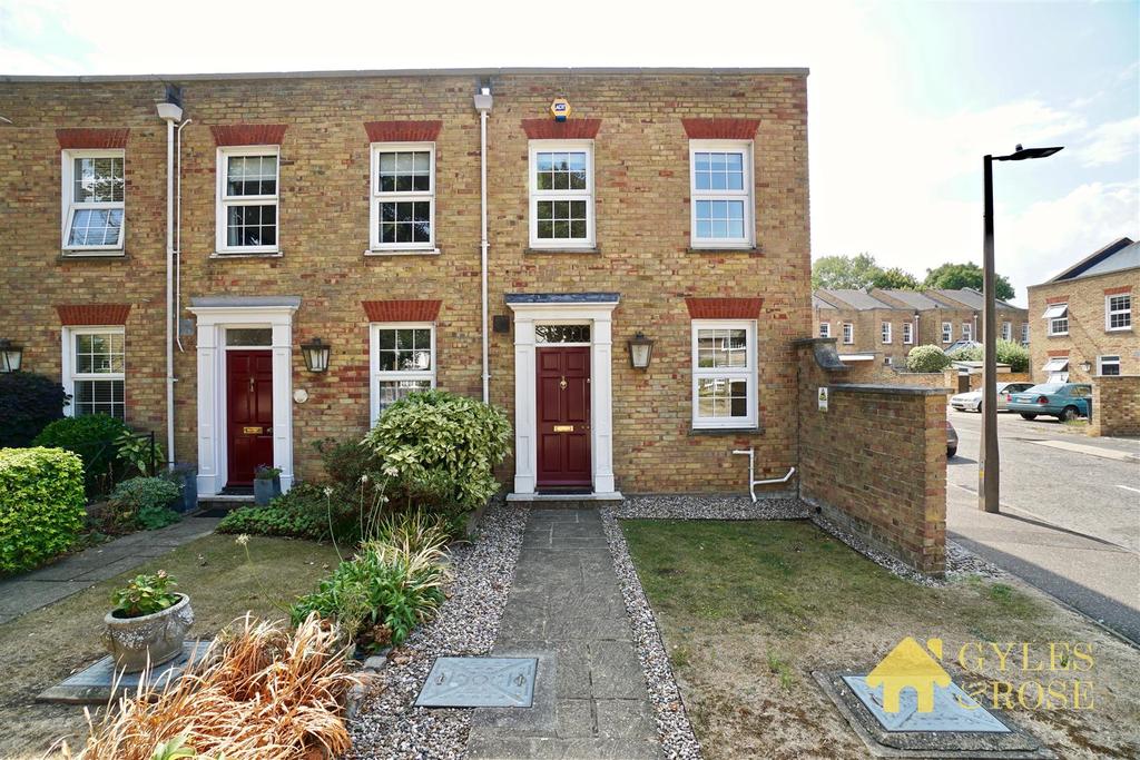 SouthendOnSea 2 bed semidetached house £450,000