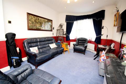 145 Brookscroft Road, London, E17 4JP