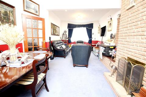 145 Brookscroft Road, London, E17 4JP