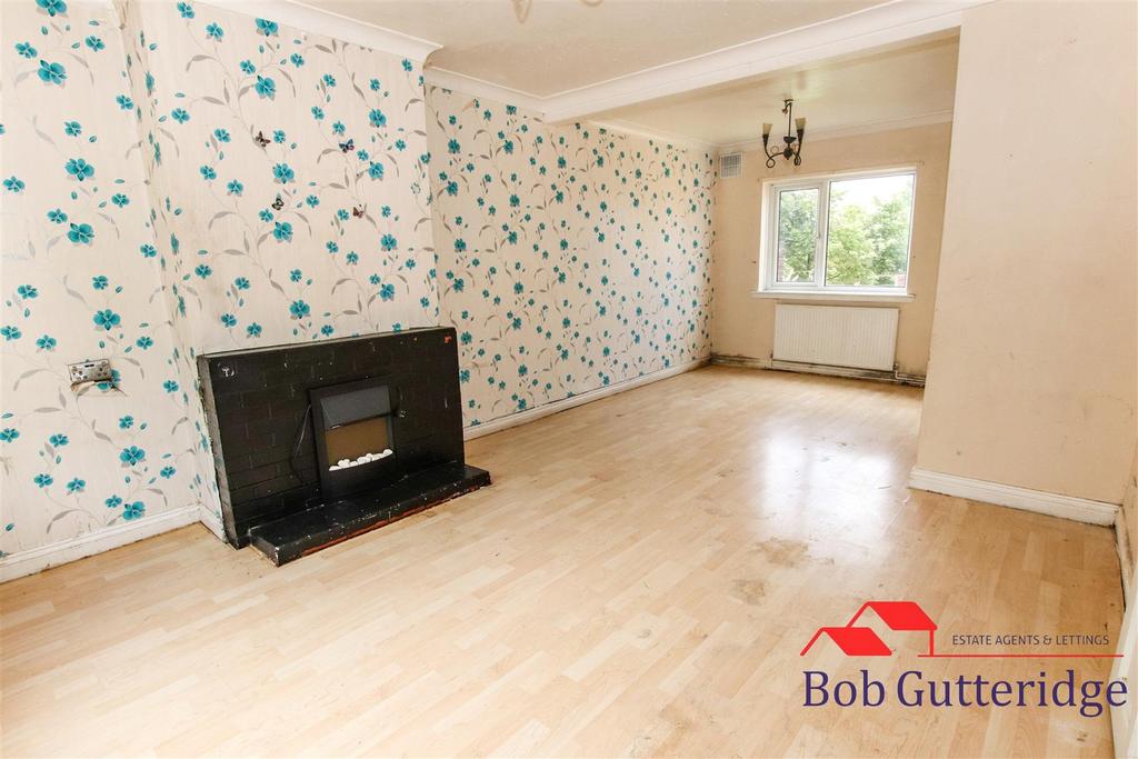Irene Avenue, Tunstall, StokeOnTrent 3 bed semidetached house £87,500