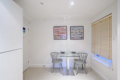 2 bedroom flat to rent, Pelham Court, Chelsea, London SW3