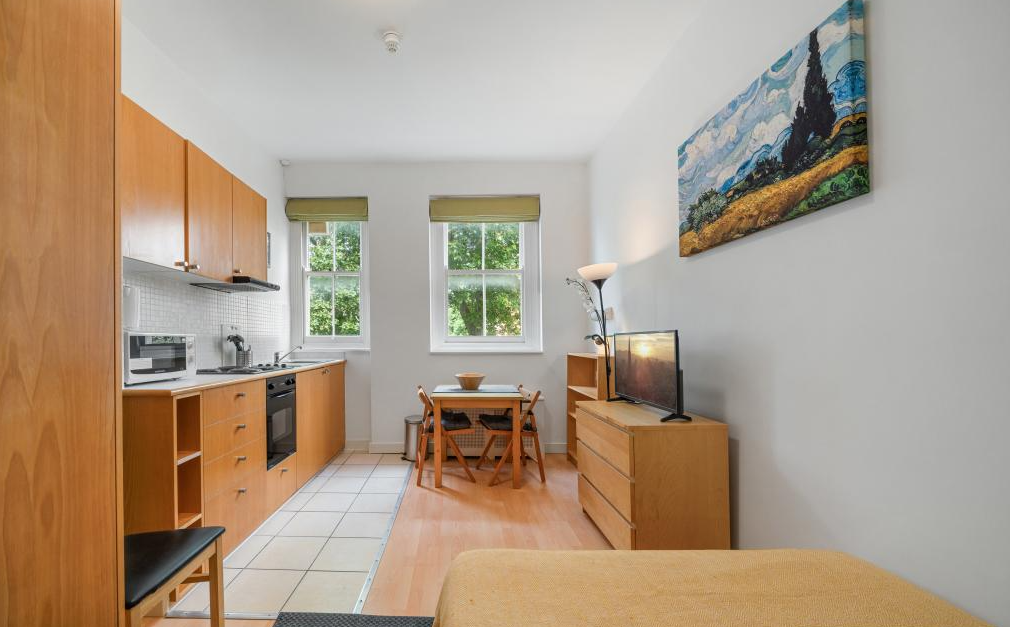 Studio to rent
