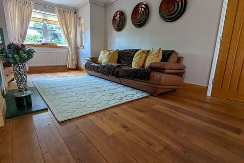 15 Barns Close, Jarrow, NE32 5NY