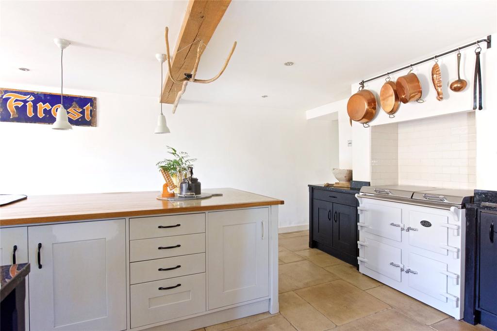 Kitchen/Breakfast