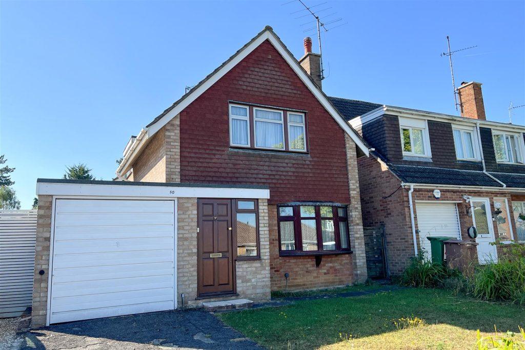 Benhall, Cheltenham 3 bed house £450,000