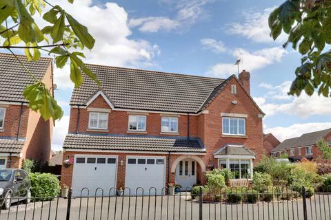 31 The Spinney, Grange Park, Northampton, NN4 5BT