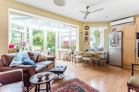 14 Sandall Road, London, W5 1JD