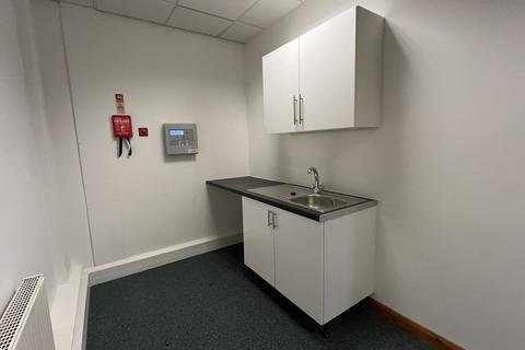 Office to rent, Unit 8 Somerville Court, Adderbury, Banbury, OX17 3SN