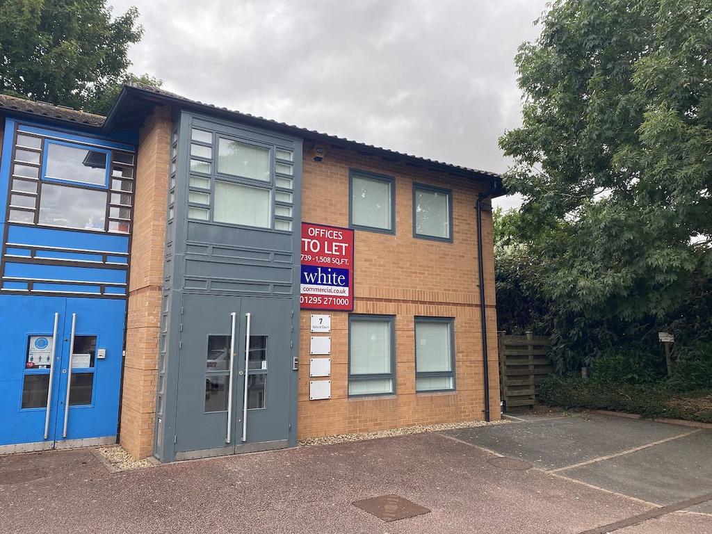 7 Oxford Court, St. James Road, Brackley, NN13 7XY Office £708 pcm (£