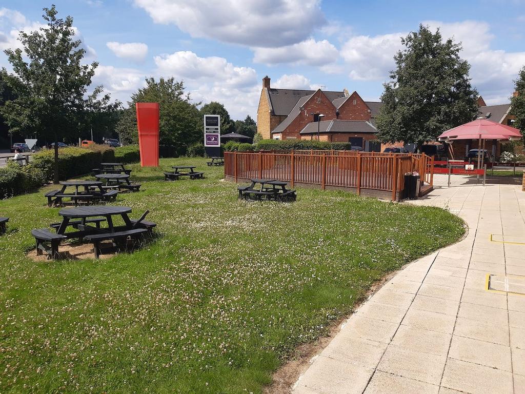 1a Stroud Park 5.jpg