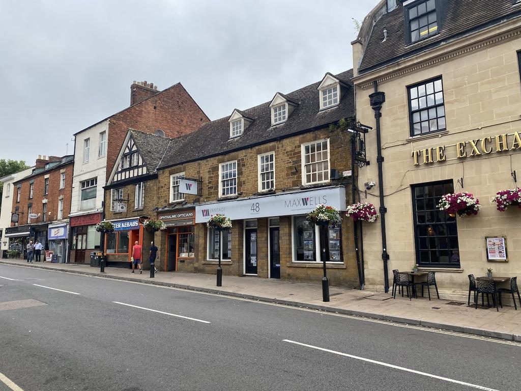 48 48a High Street Banbury Ox16 5la Retail Property High Street