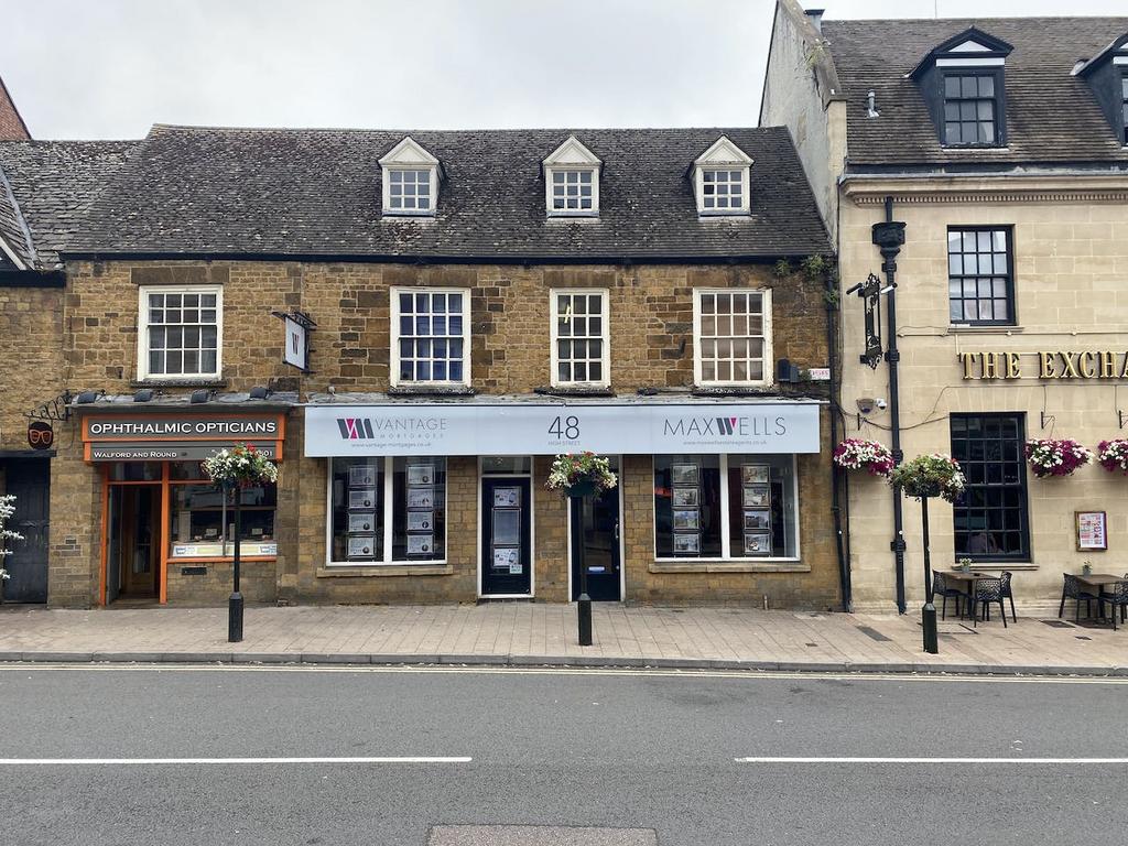 48 48a High Street Banbury Ox16 5la Retail Property High Street