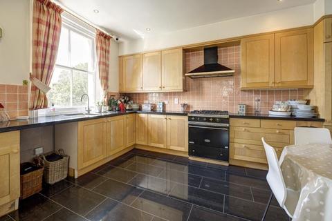 Basement Flat, 8a Randolph Road, London, W9 1AN